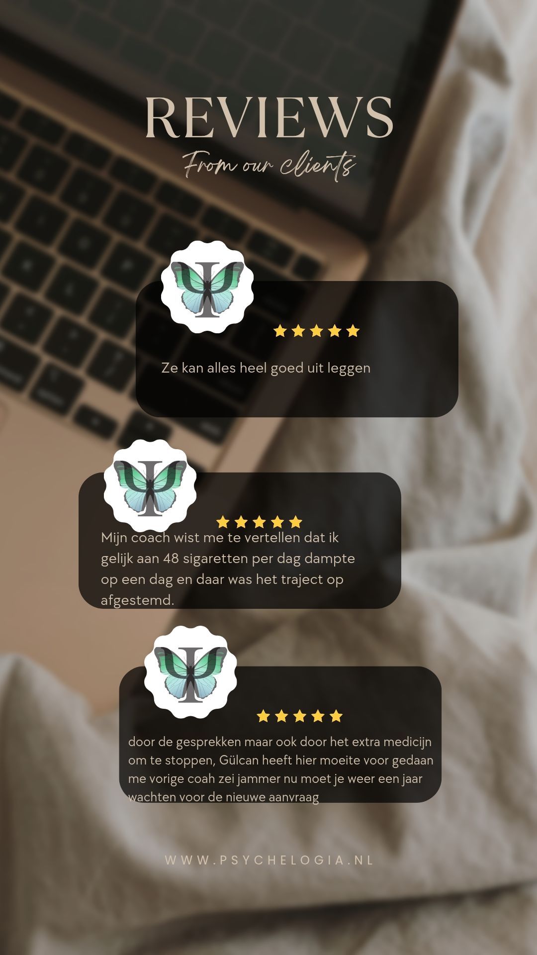 Beoordelingen van klanten worden weergegeven tegen een achtergrond van laptop en linnen.