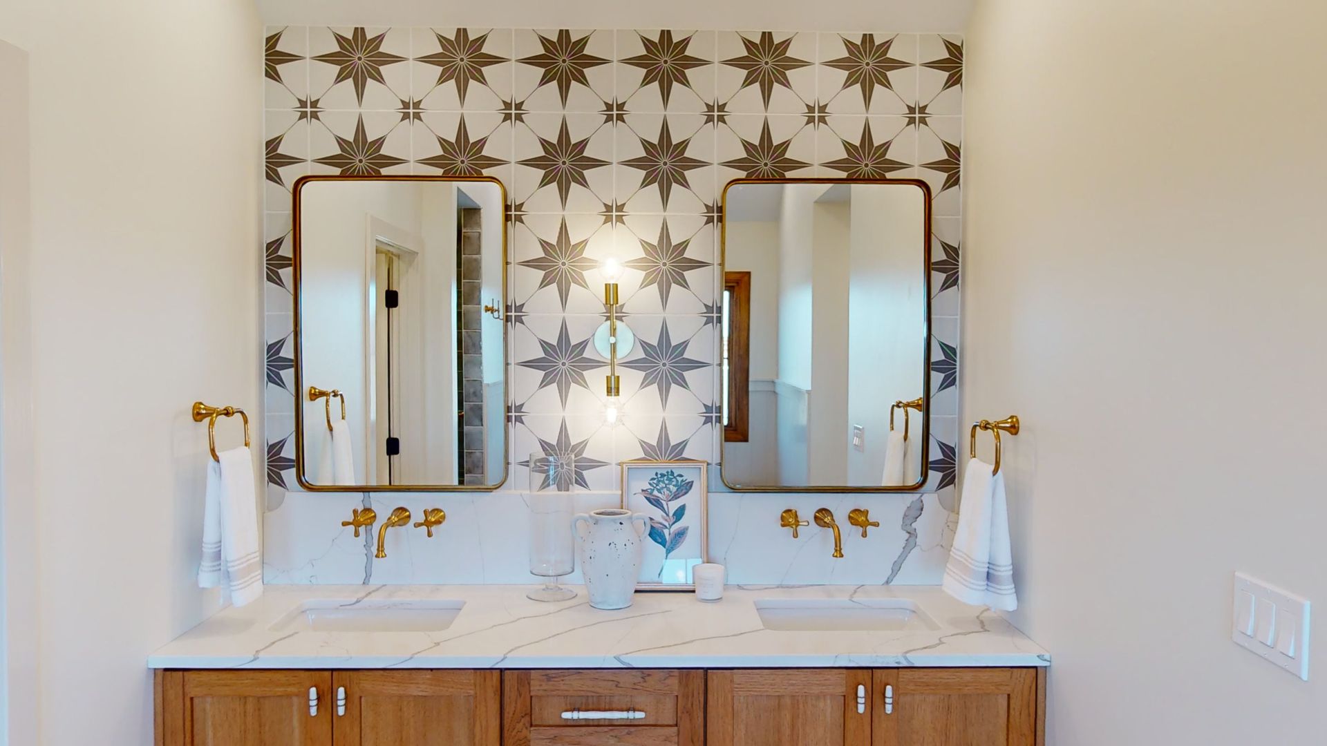 Signature Homes | 2022 Parade Home | Bathroom Details