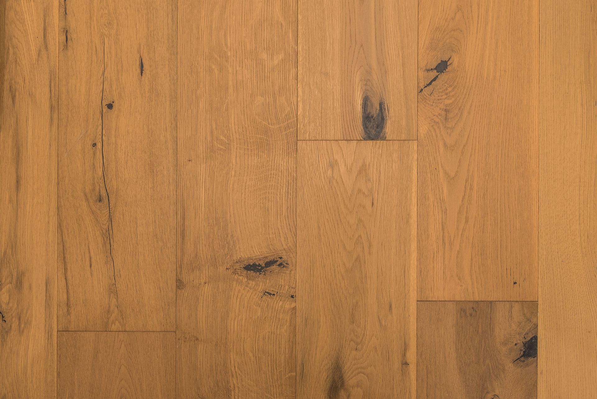 Signature Homes | 2020 Parade Home | Wood Flooring