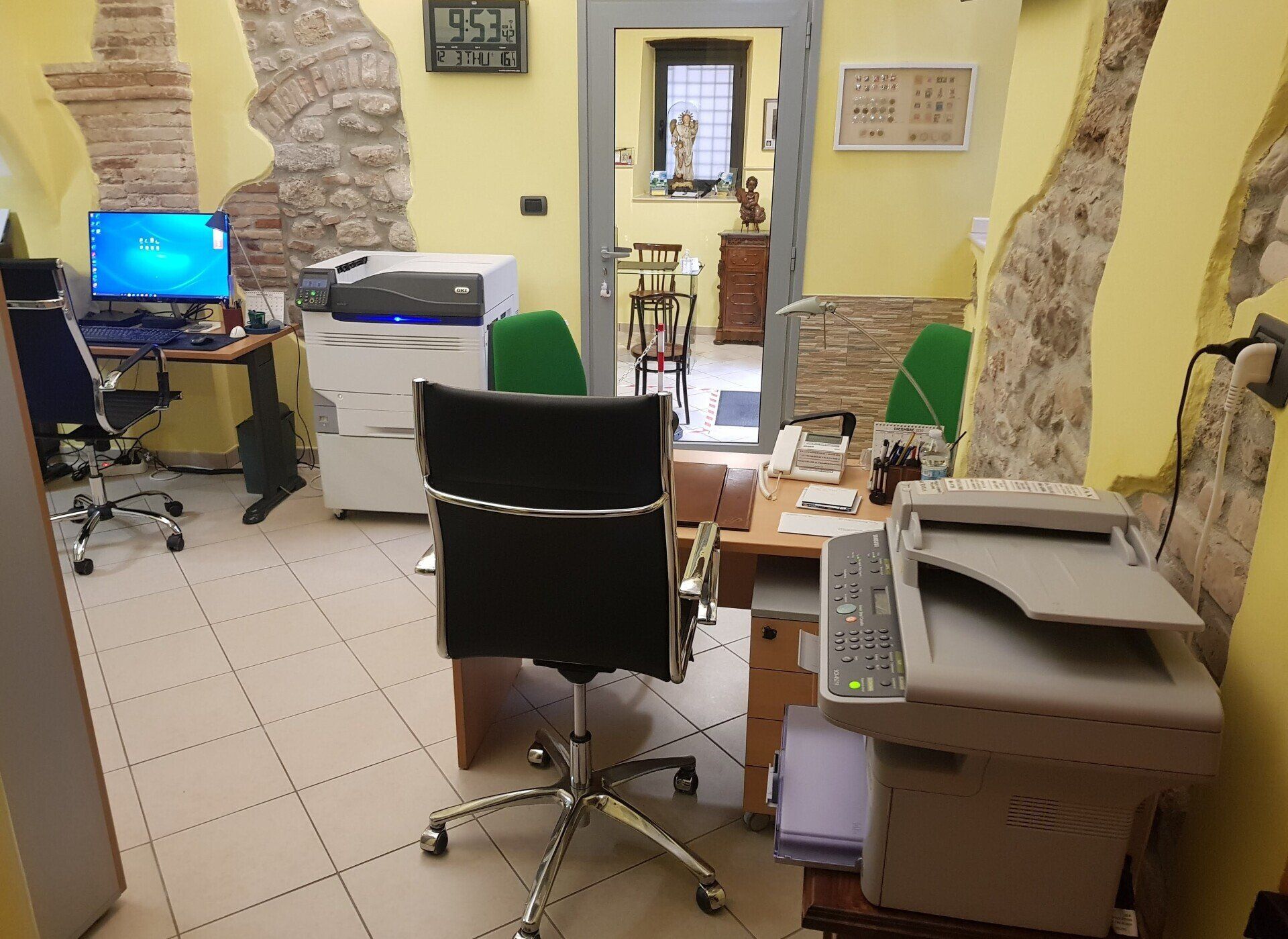 onoranze, funebri, funerali, decesso, onoranze, onoranze funebri, celebrazione, ufficio, appuntamento, cari, carro funebre, necrologi