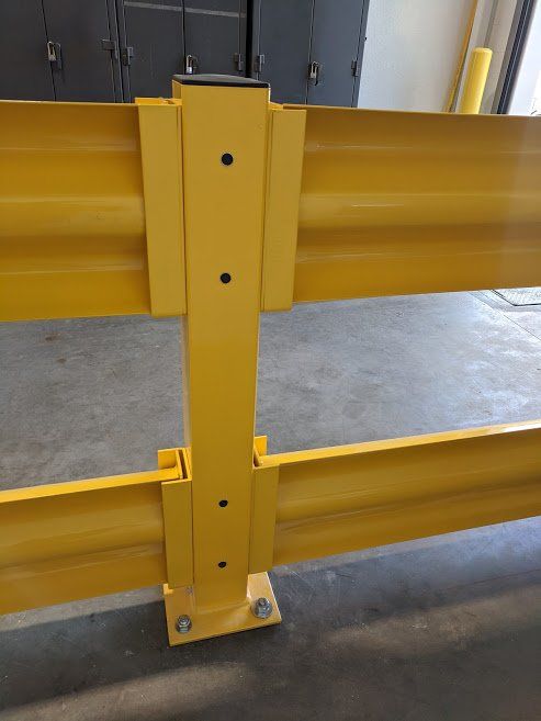 Lift out style guardrail
