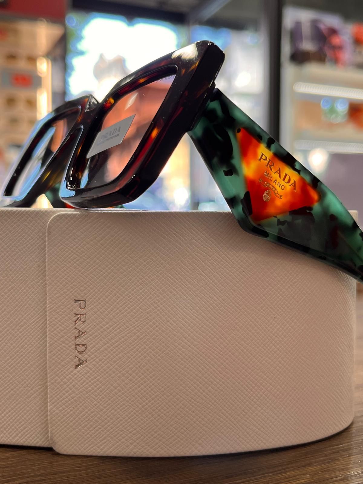 Occhiali da sole di marca