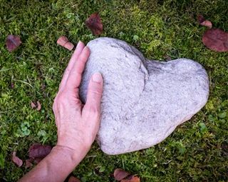 Heart Shaped Stone | Cohoes, NY | Stanton-Farrell Funeral Home, Inc