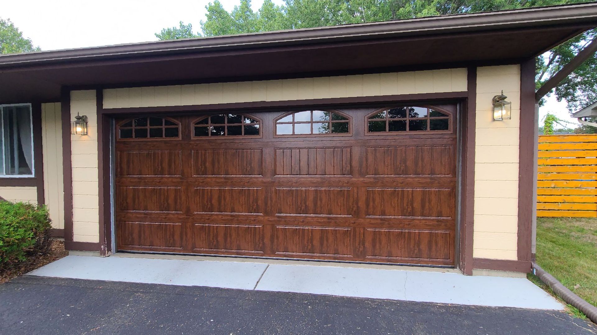 Modern White House with Garage Doors | St. Paul, MN | PDQ Garage Door Service