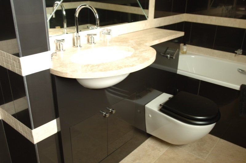 Complete Bespoke Bathroom Unitary Design & Installation