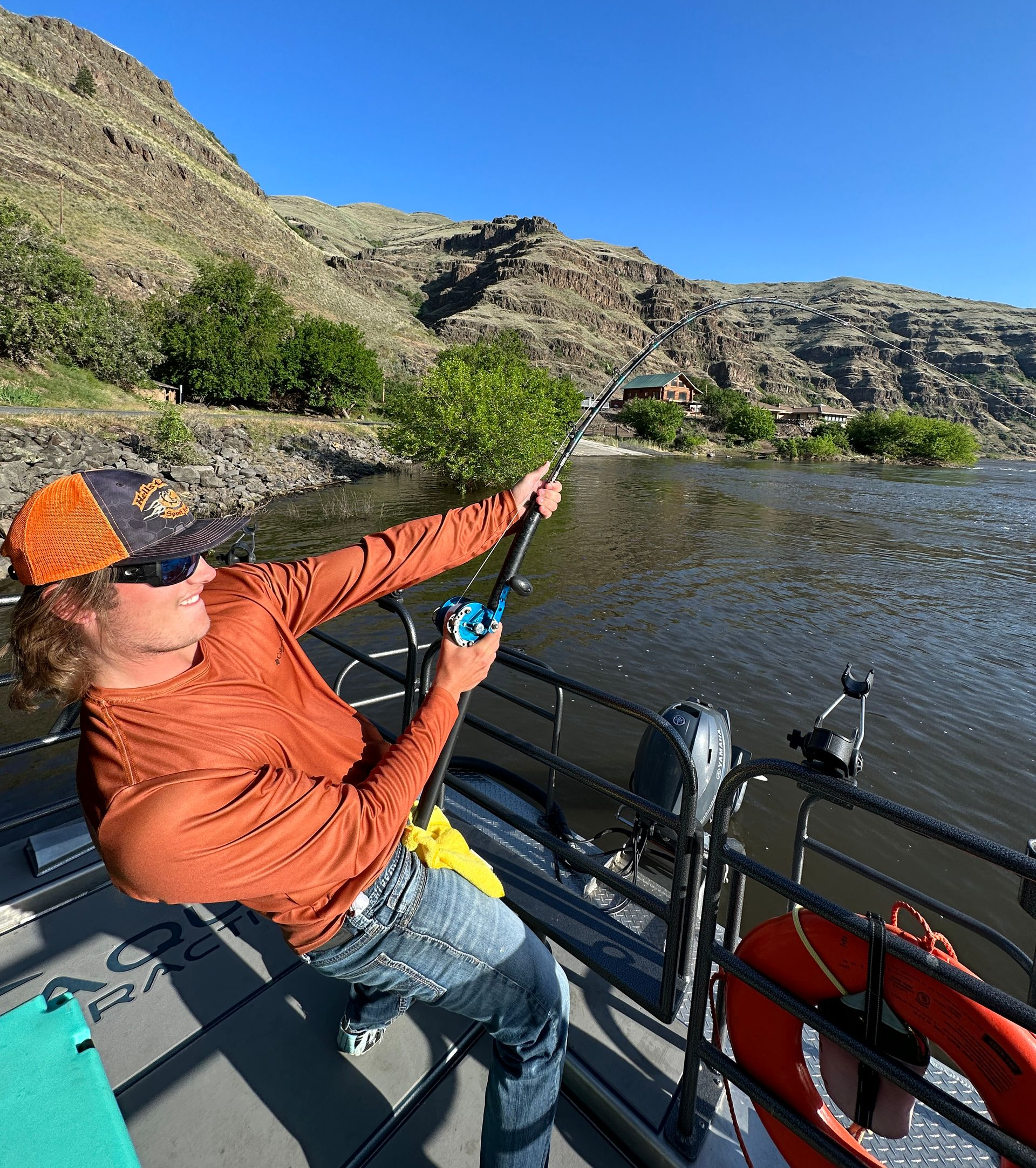 sturgeon fishing guides