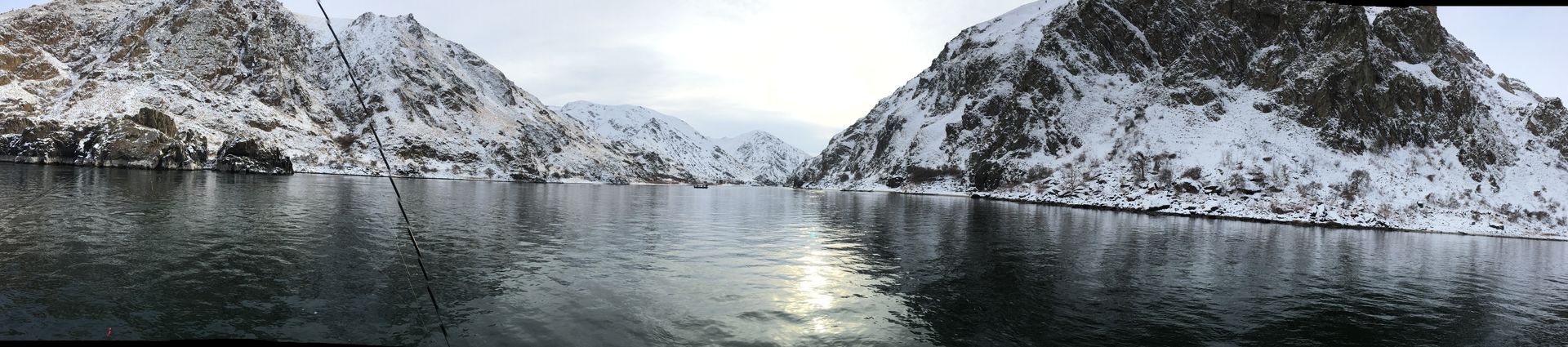 wintertime sturgeon fishing