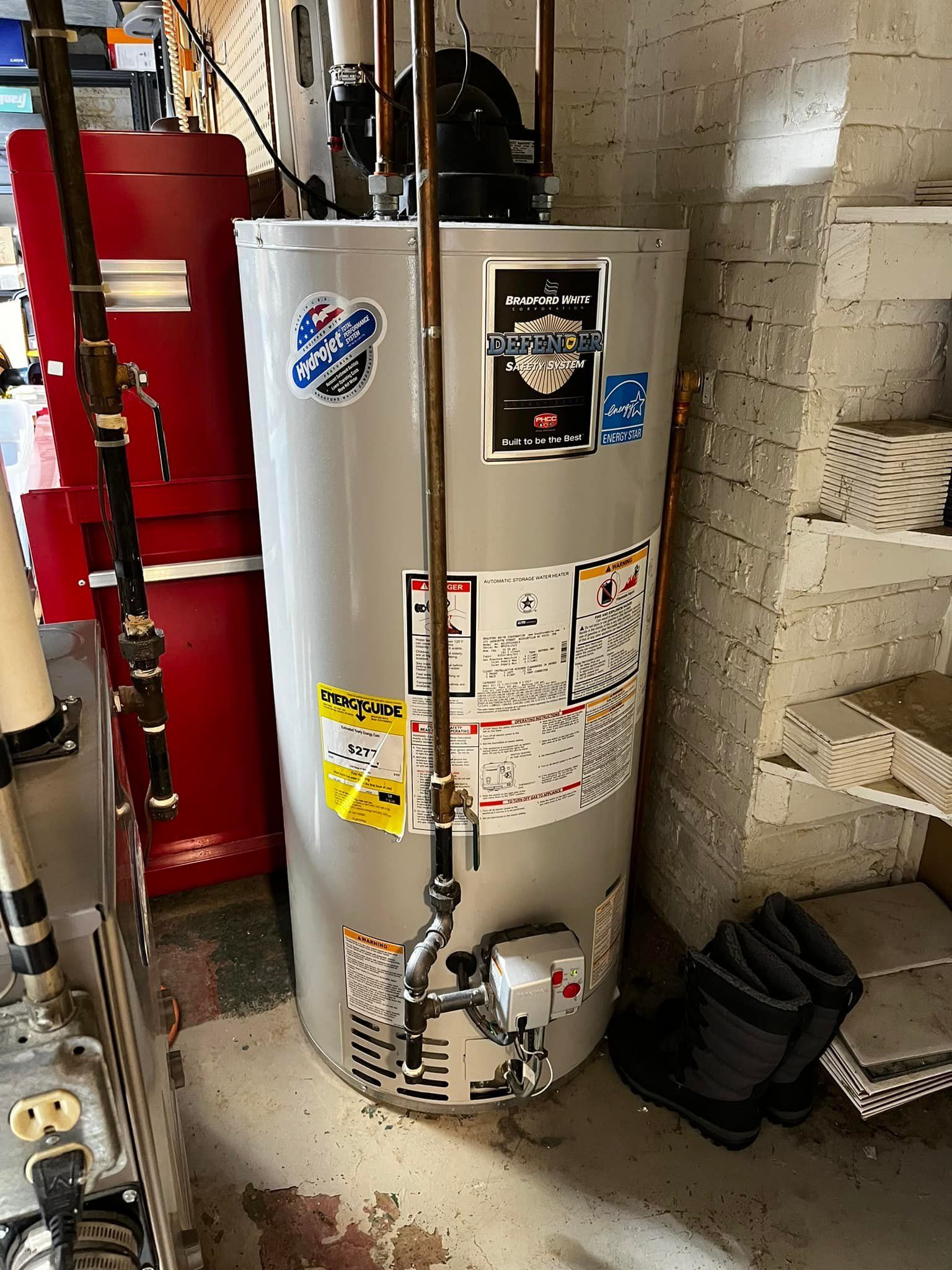 Water Tank — Elgin, IL — MDM Heating & Cooling, Inc.