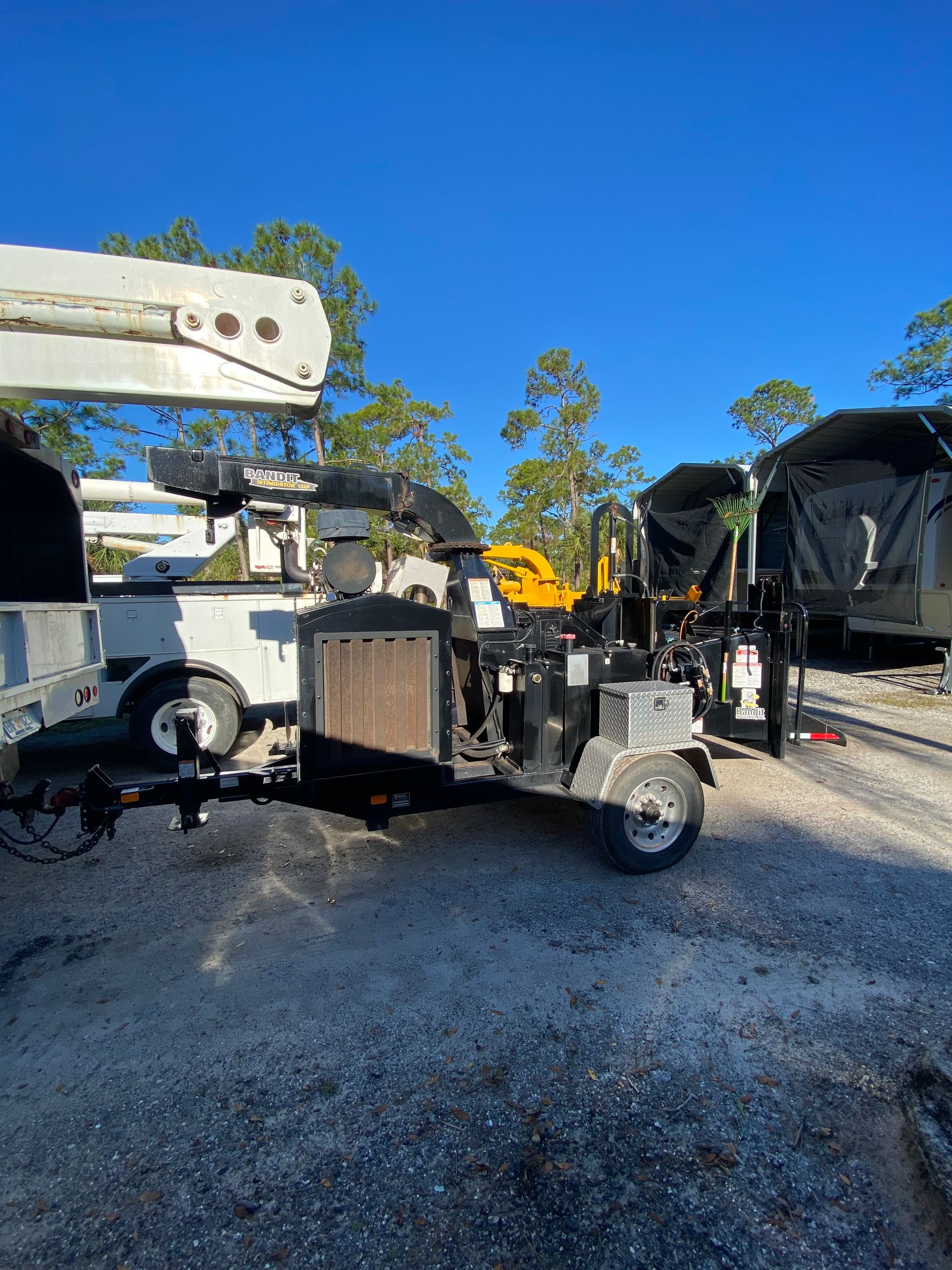 Lift Truck | Malabar, FL | Quality Tree Experts Inc.