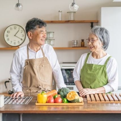 Senior Cooking Class in Honolulu