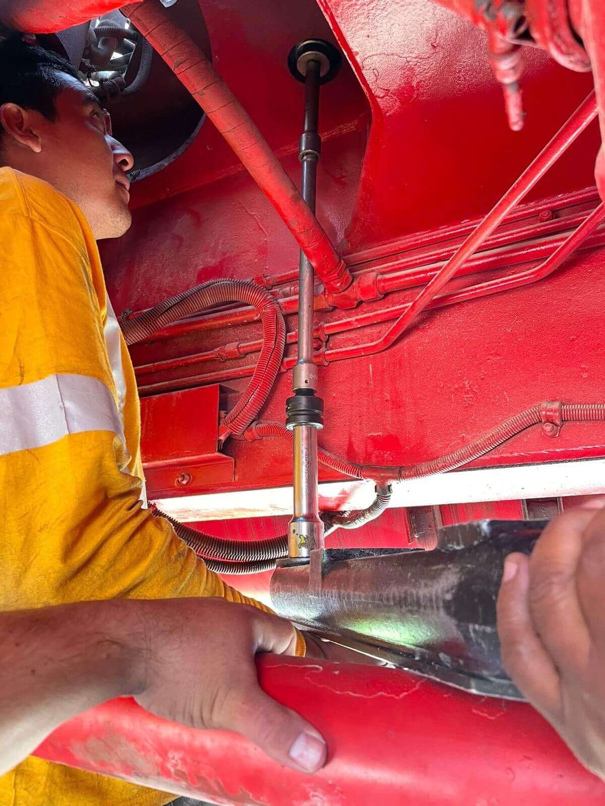 CERTIFICACIÓN DE GRÚAS VAREVER