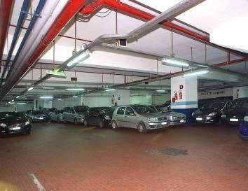 Interno parcheggio
