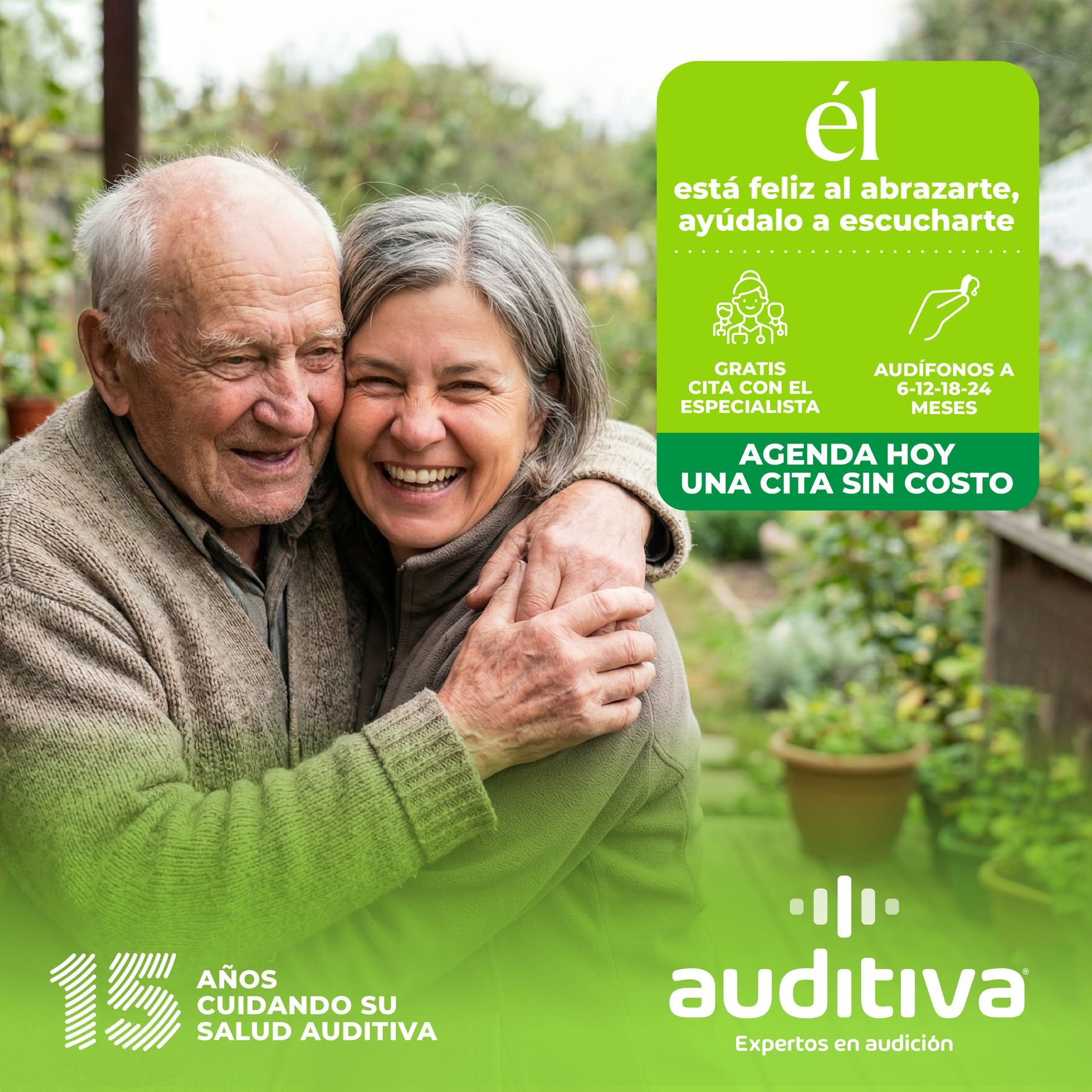 Un alfiler rojo está encima de un mapa doblado.