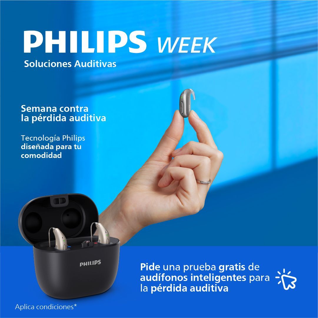 Un alfiler rojo está encima de un mapa doblado.