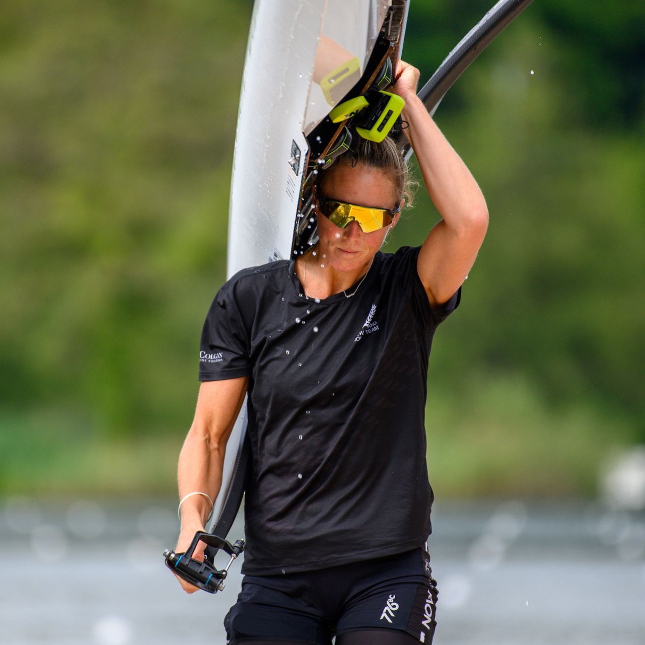 Emma Twigg holding rowing boat