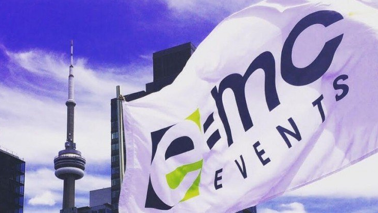 A white flag with the word events on it