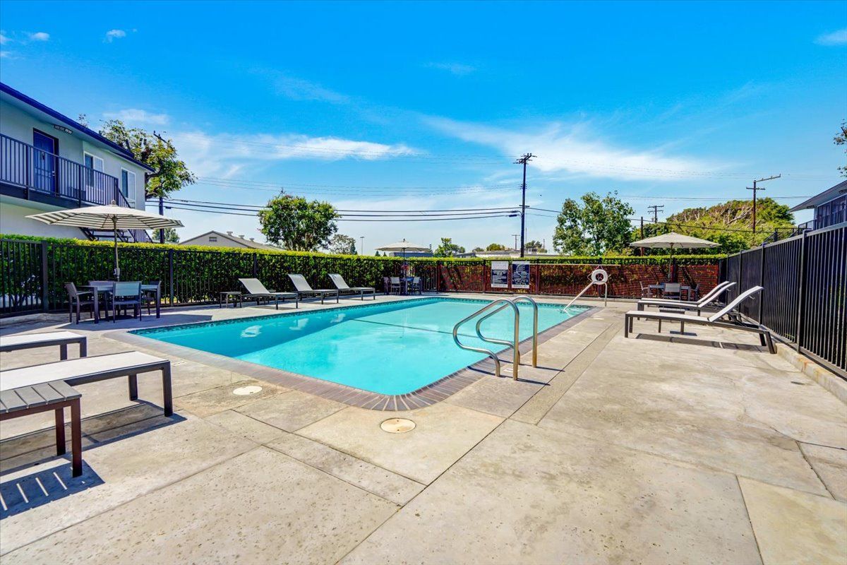 Avignon community pool from side