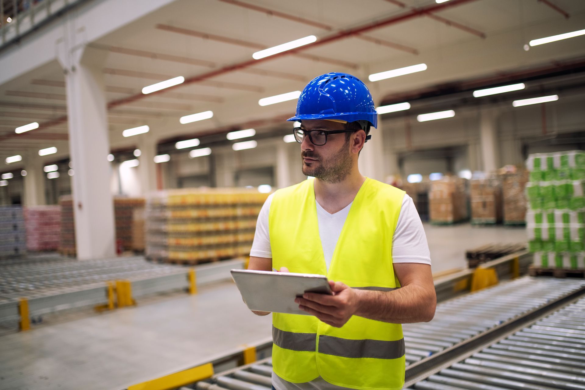criterios clave para elegir al operador logístico industrial correcto en México