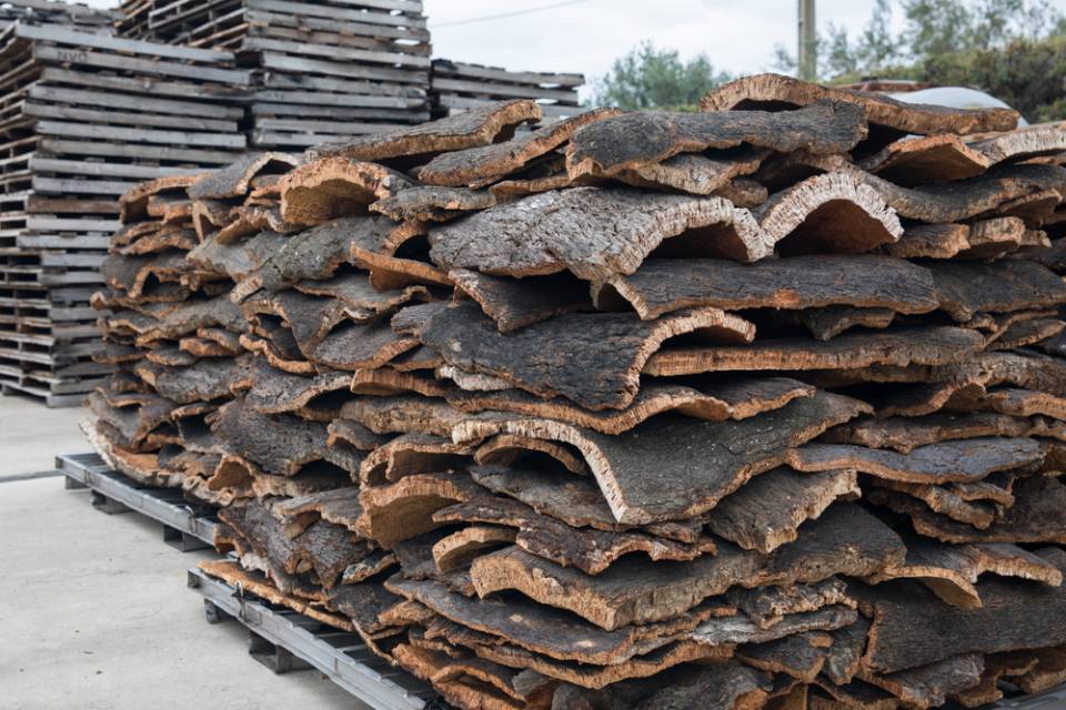 Materiale per isolamenti