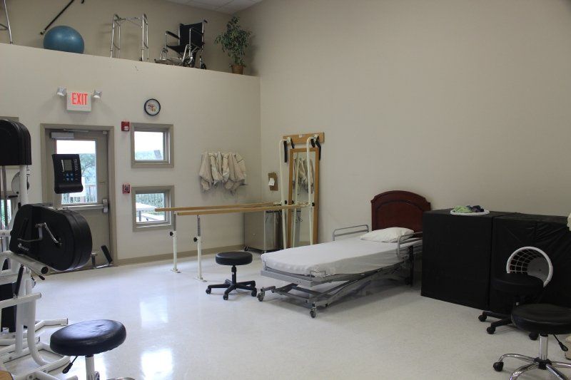 Facility Photos | River View Manor