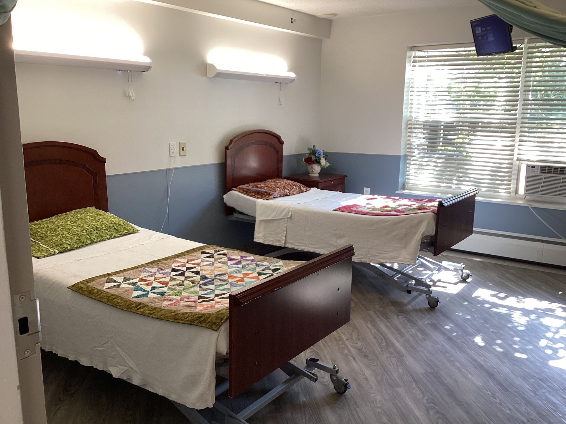 Facility Photos | River View Manor