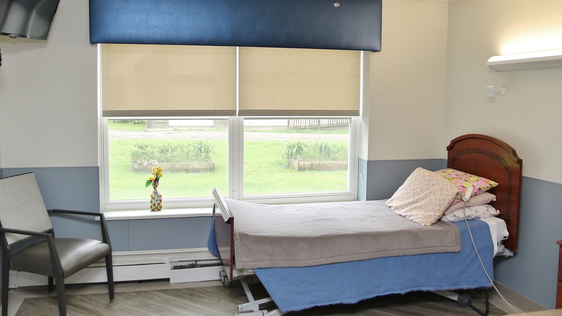 Facility Photos | River View Manor