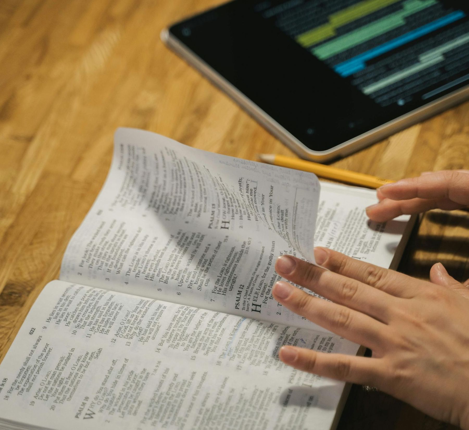Bible study tools with tablet
