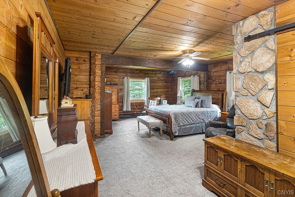  2325 Albany Road - home 12