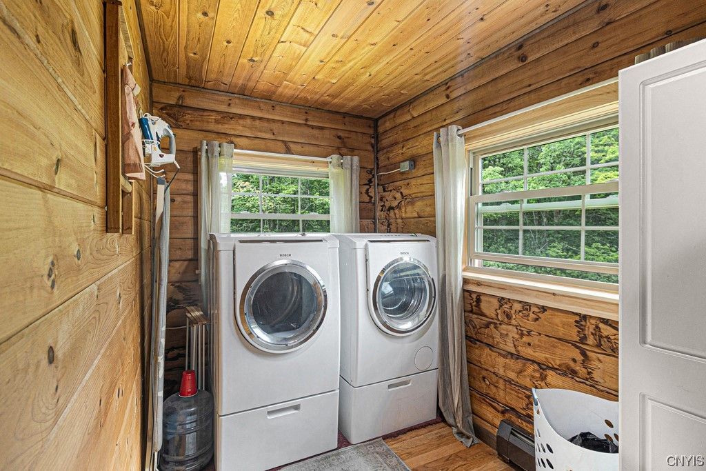  2325 Albany Road - home 15