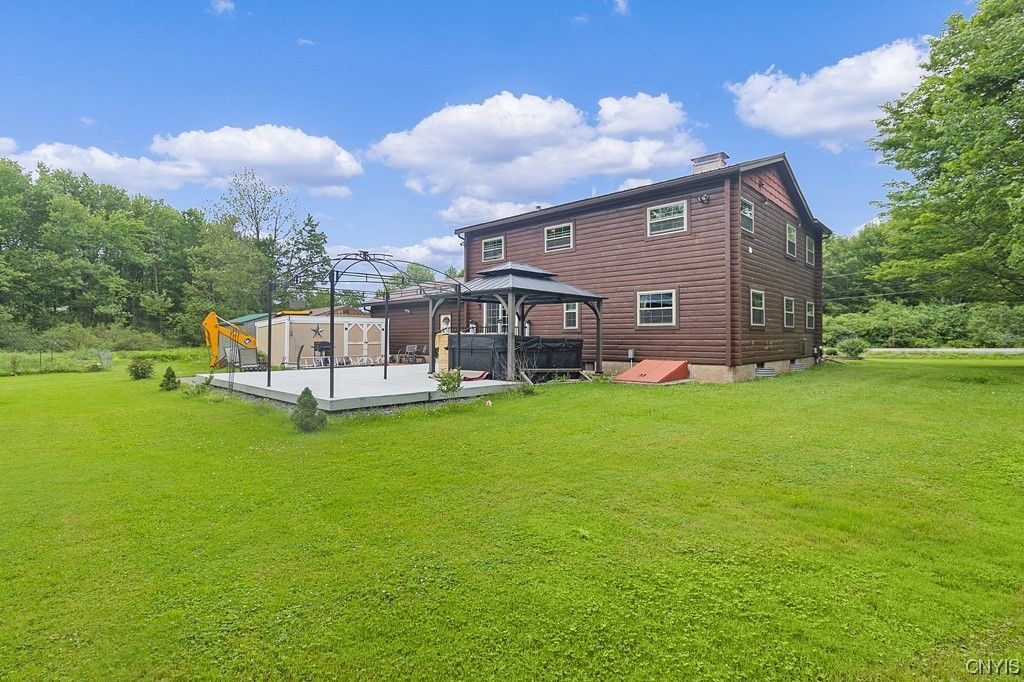  2325 Albany Road - home 2