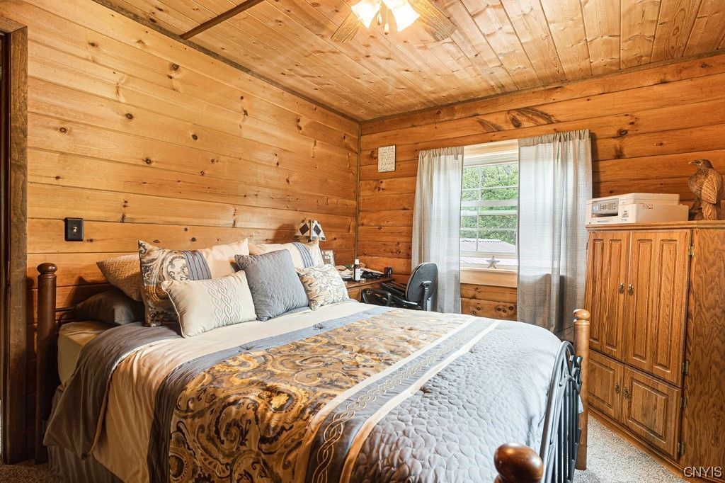  2325 Albany Road - home 9