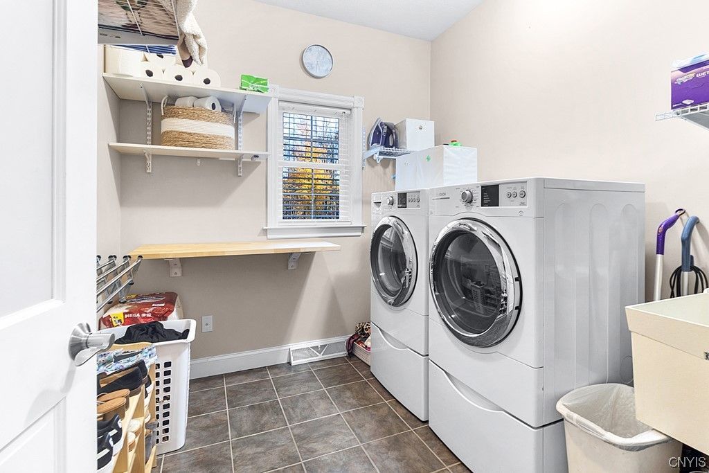  203 Daniel Court - home 35