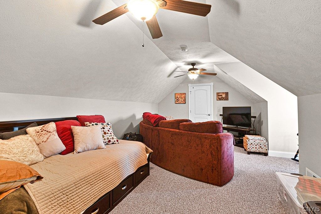  203 Daniel Court - home 39