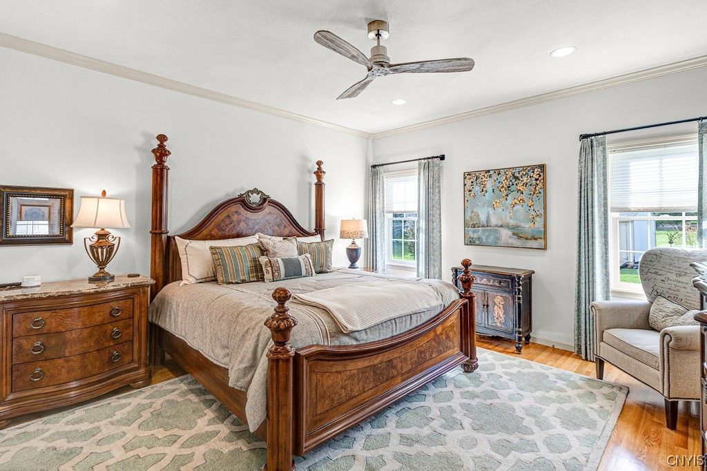 Single Family Home 14