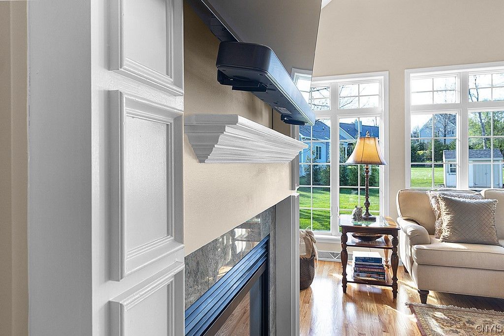 Single Family Home 24