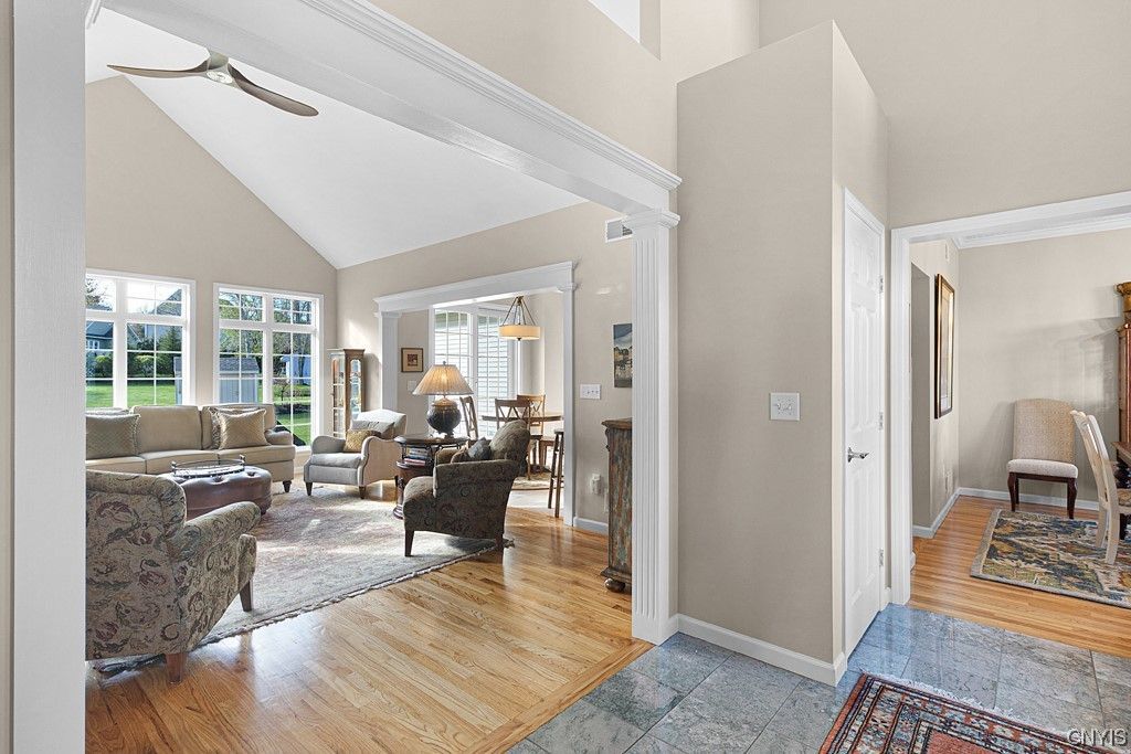 Single Family Home 35