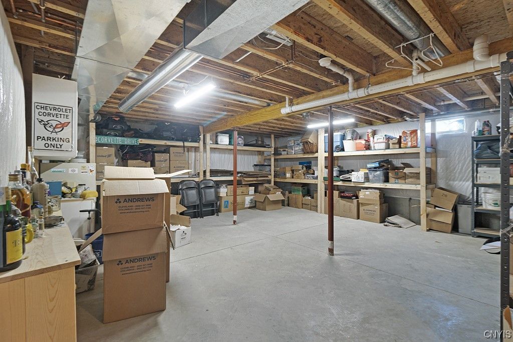 Single Family Home 37