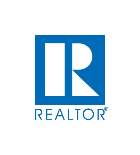 Lorraine Robles, REALTOR®