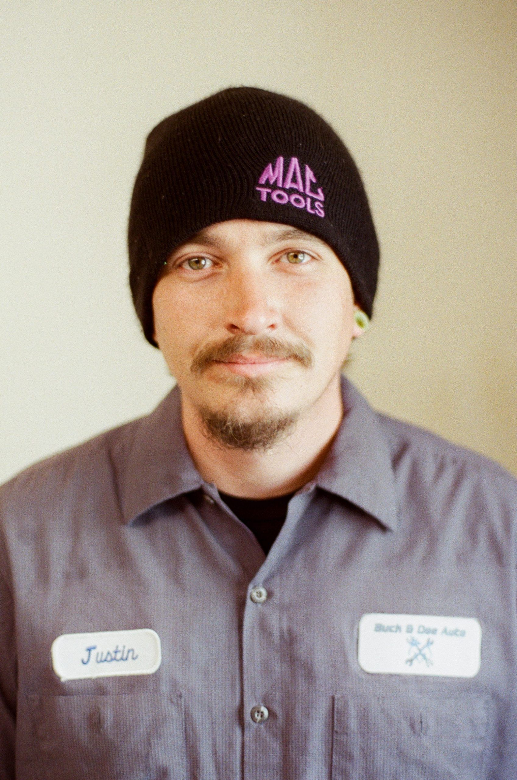 Justin | Buck & Doe Auto