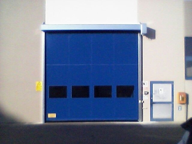 Porte rapide a auto riparanti 6