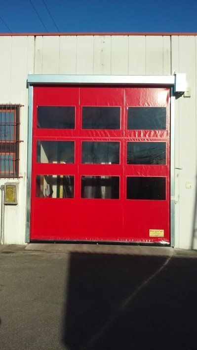 Porte rapide a auto riparanti 1