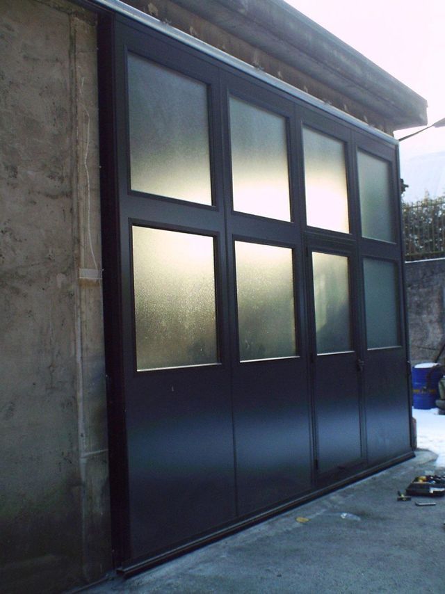 Portoni scorrevoli 5