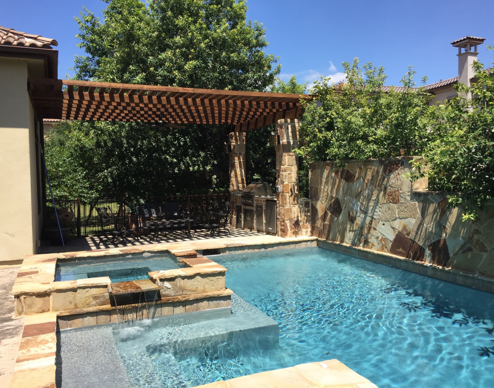 Swimming Pool Contractors San Antonio, TX: Design & Installation