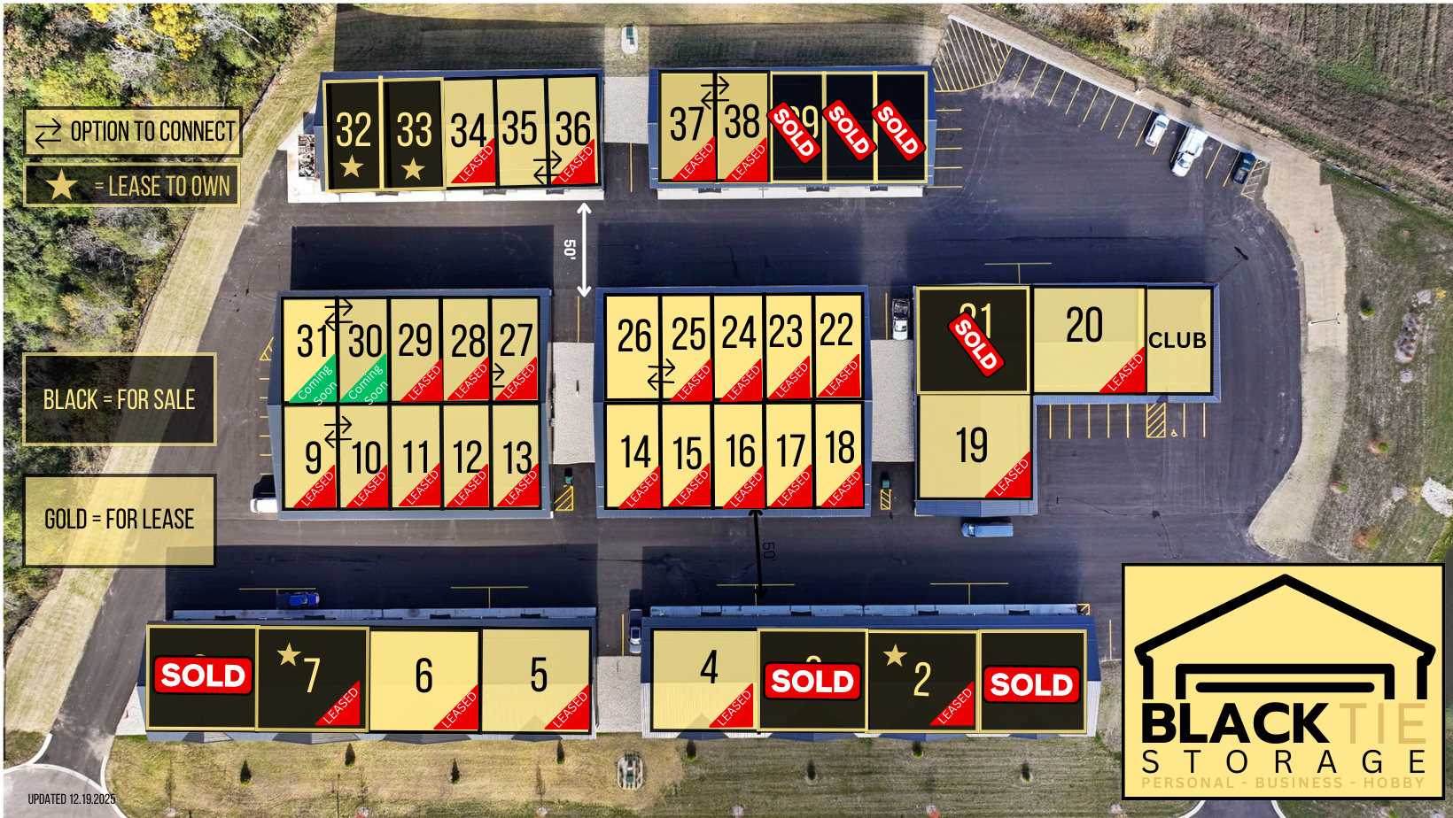 Photo of a luxury swimming pool