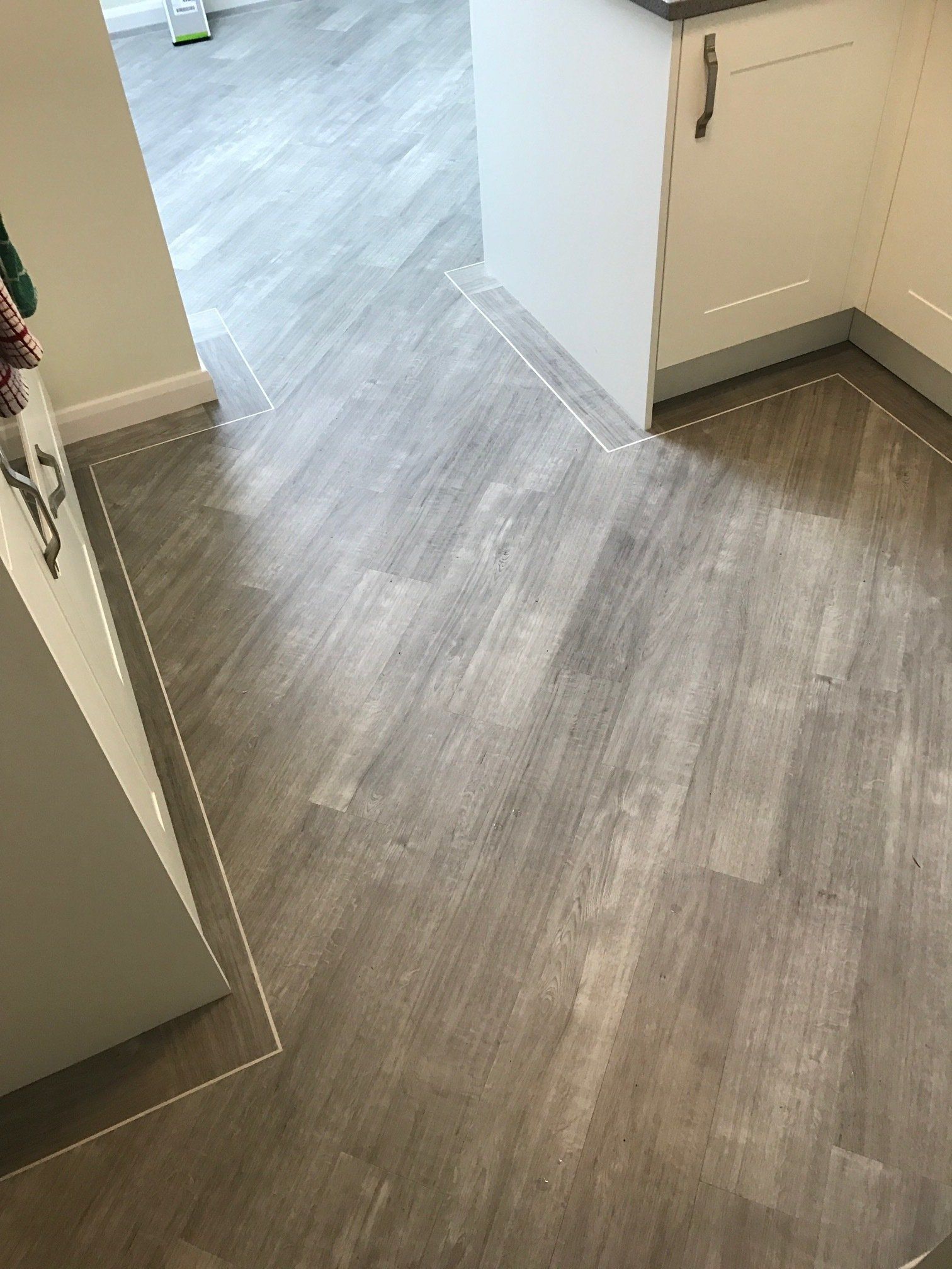 Vinyl & LVT flooring gallery 54