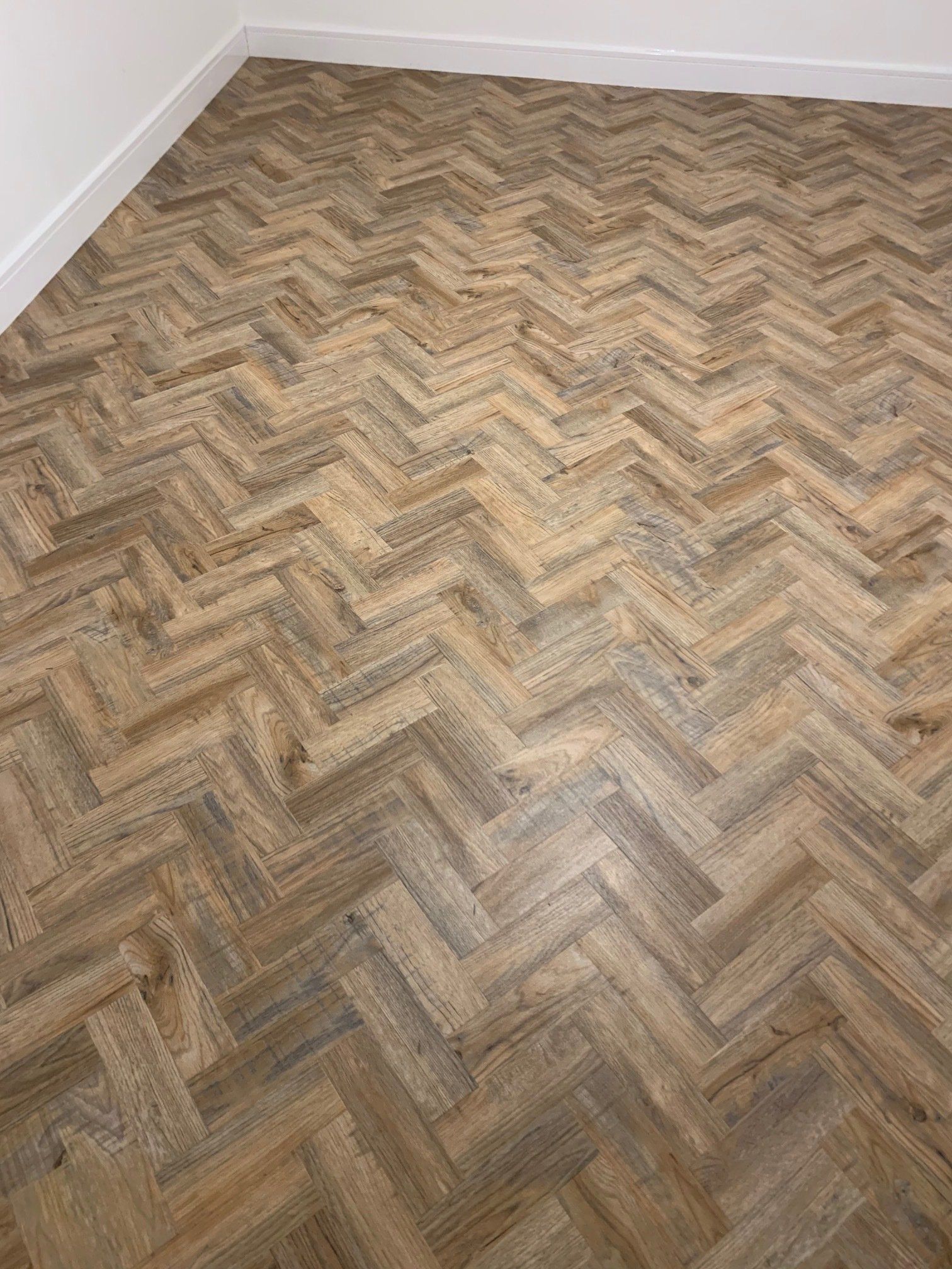 Vinyl & LVT flooring gallery  12