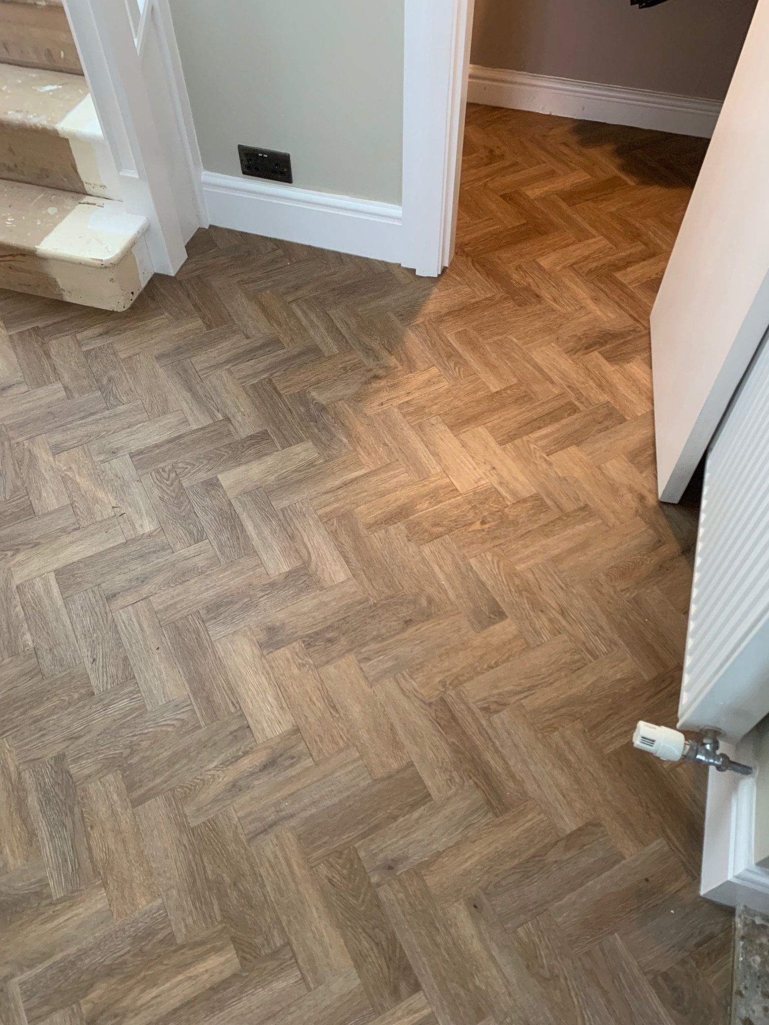 Vinyl & LVT flooring gallery 8