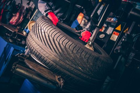 Seamless car tyre services