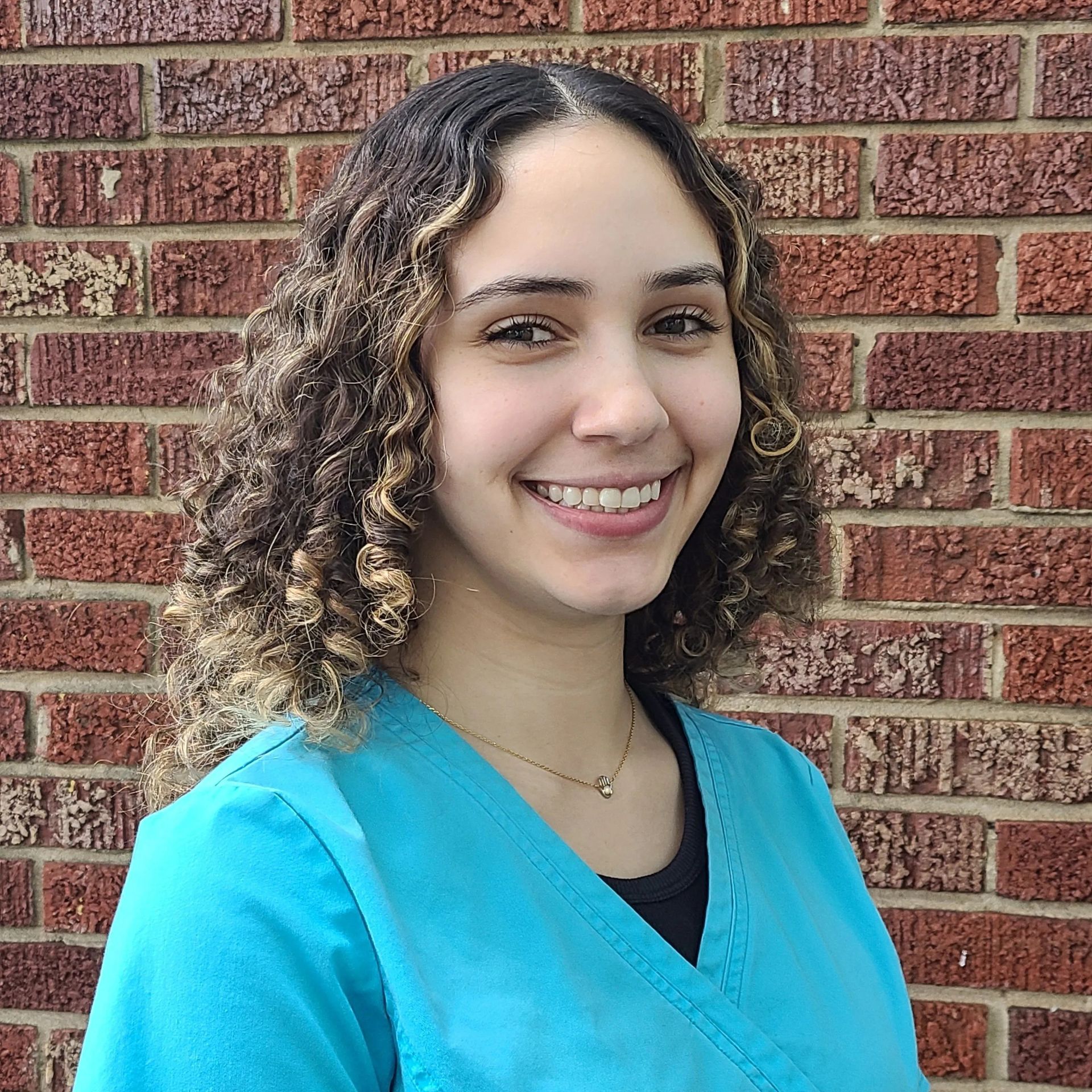 Kelly Cummings — Charlotte, NC  — Greenapple Sports & Wellness