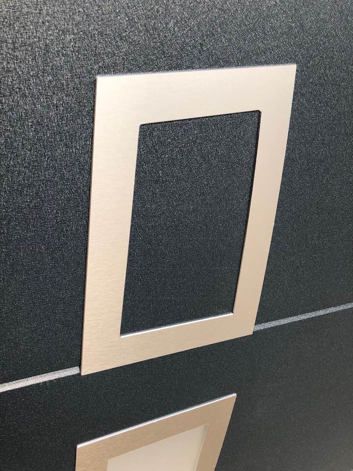 Porte de garage réalisation Trihome